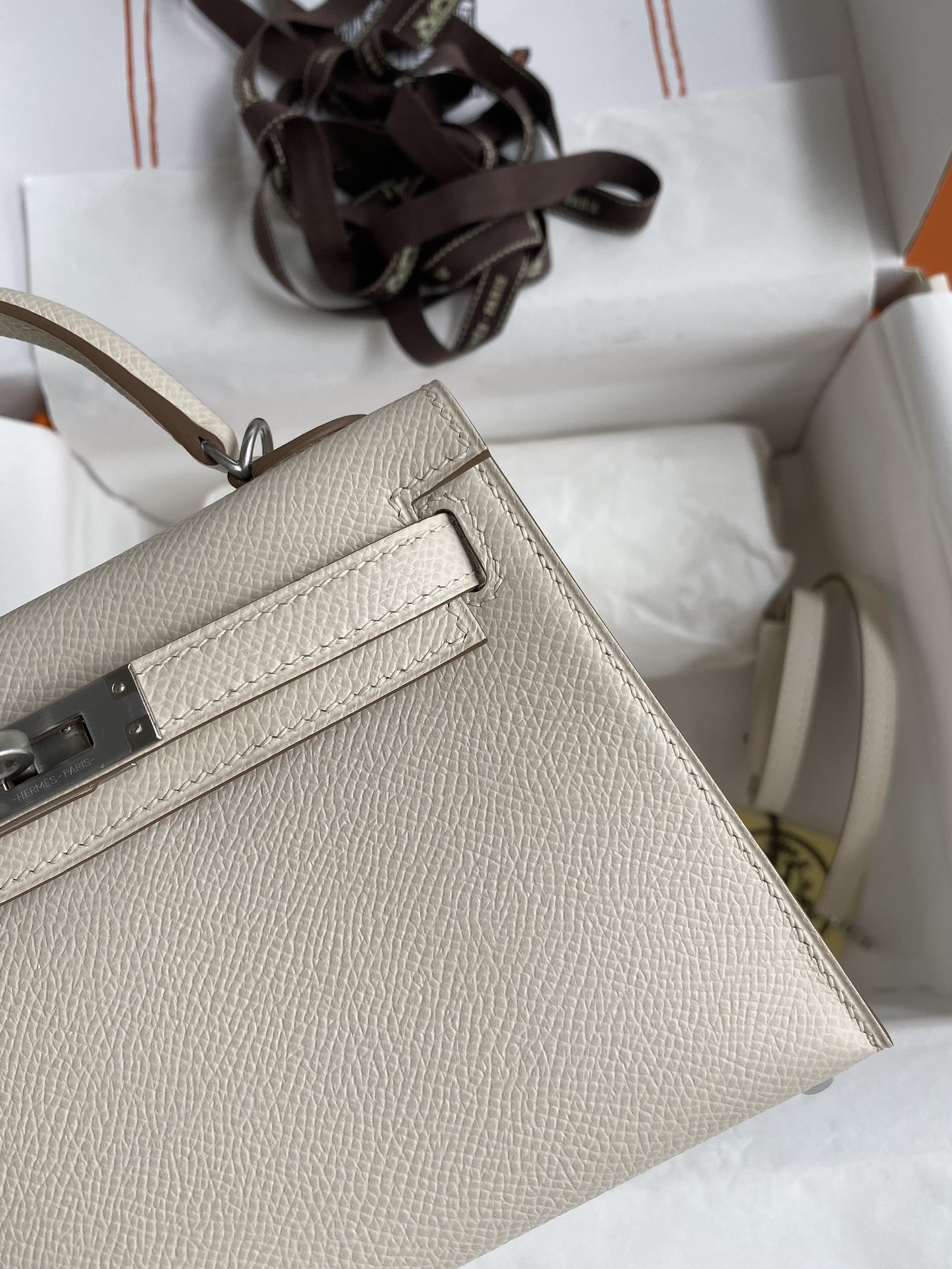 Hermes Kelly Mini II Bag 19CM In White Epsom Leather